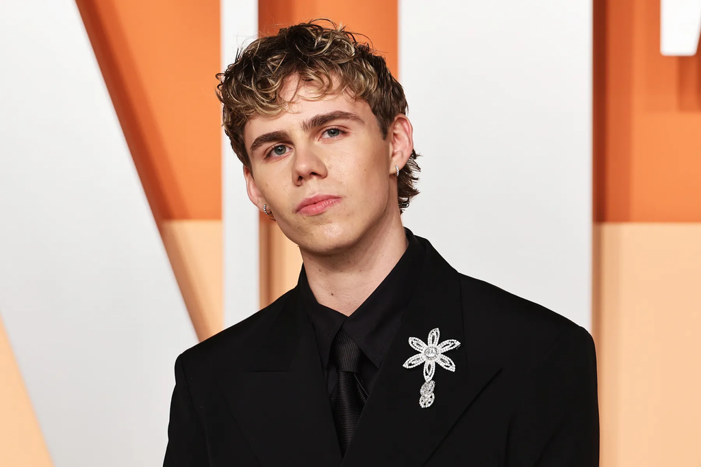 the kid laroi net worth